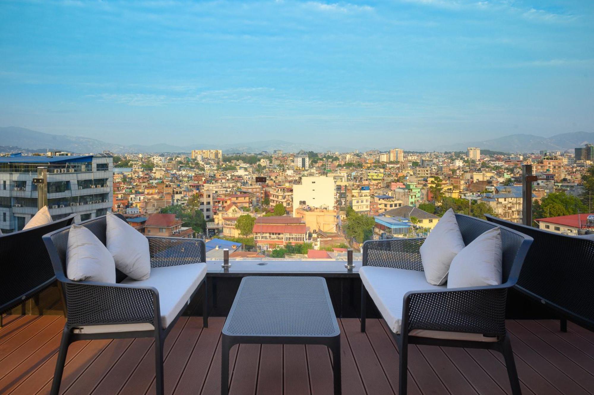 Hotel Le Himalaya Kathmandu Esterno foto